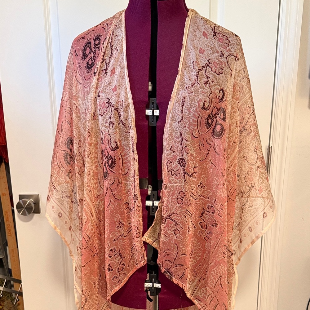 BCBGeneration Flowy Wrap